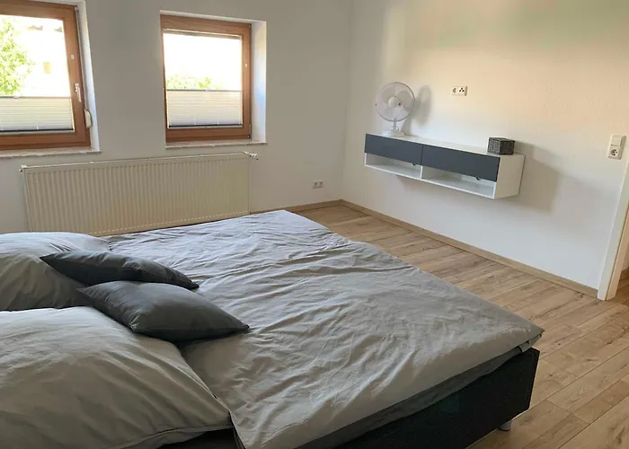 In Den Wiesen * Albertshausen